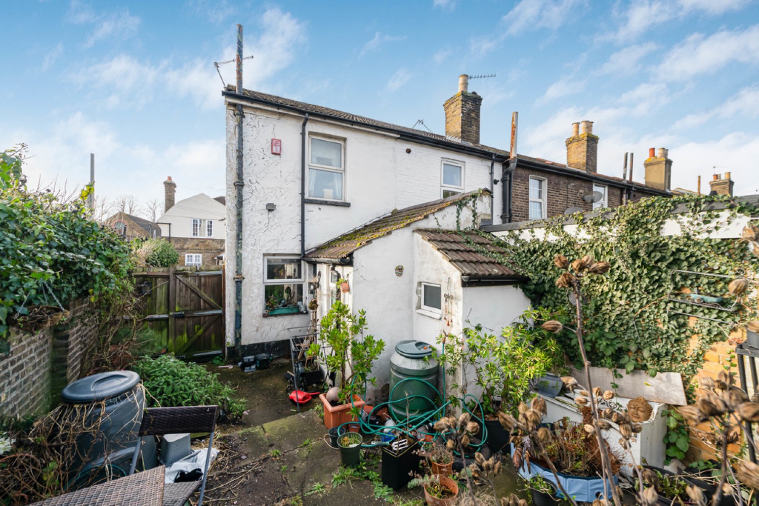 2 bedroom House in Cliffe Road, South Croydon