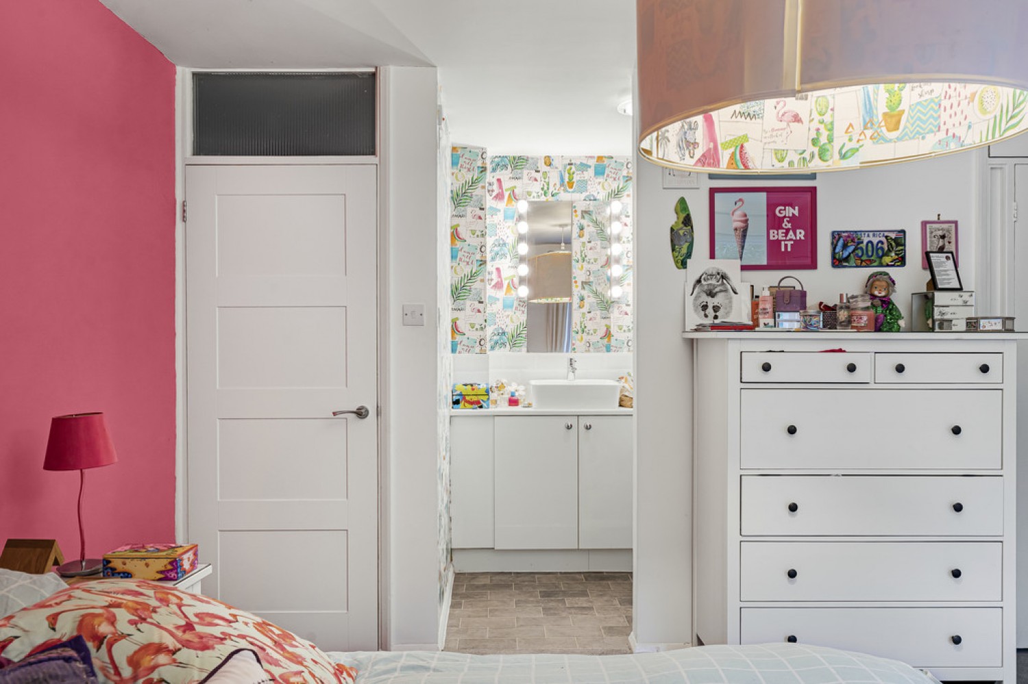 2 bedroom Flat for Sale Warham Road, South Croydon, Surrey