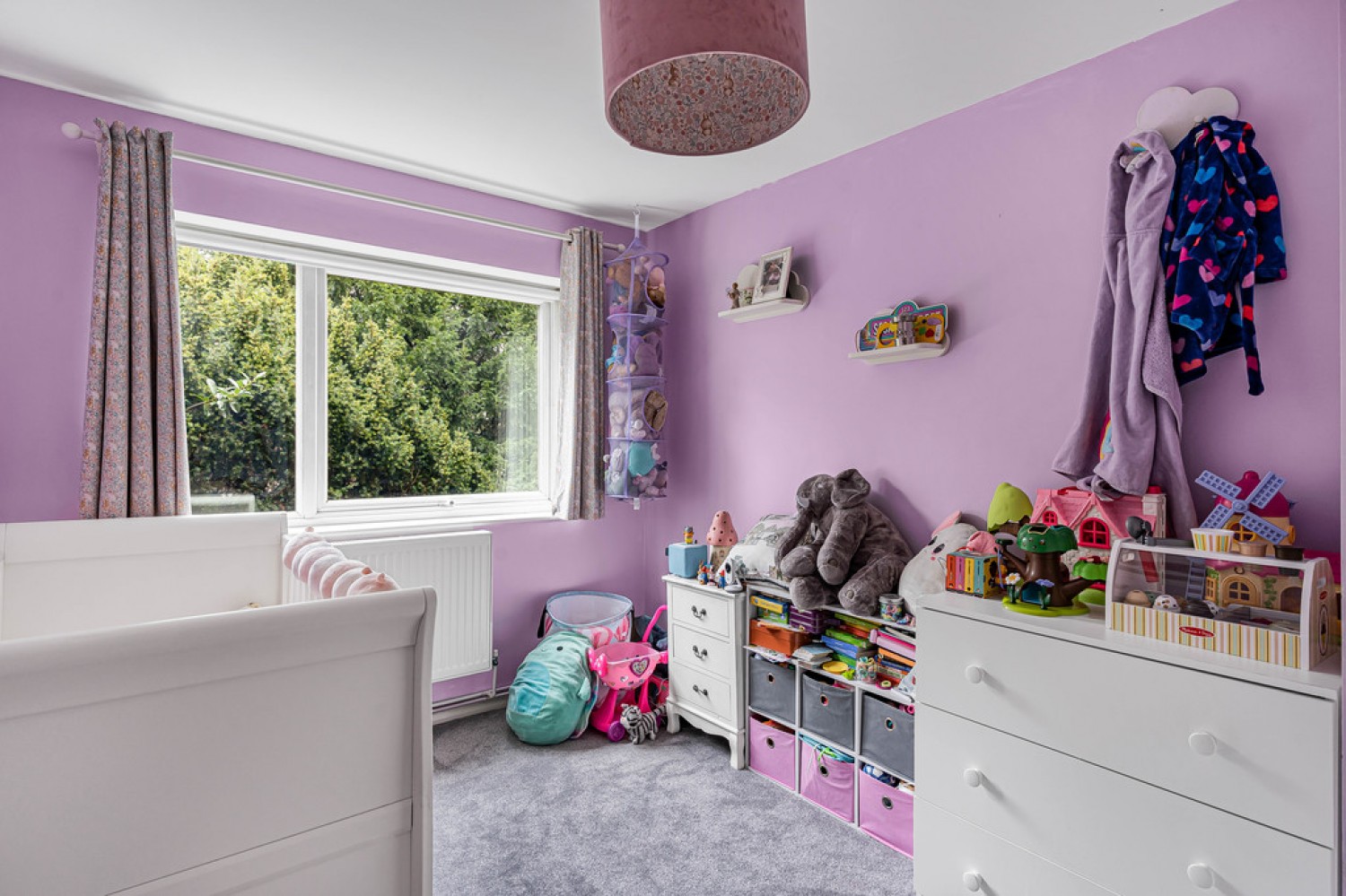 2 bedroom Flat for Sale Warham Road, South Croydon, Surrey