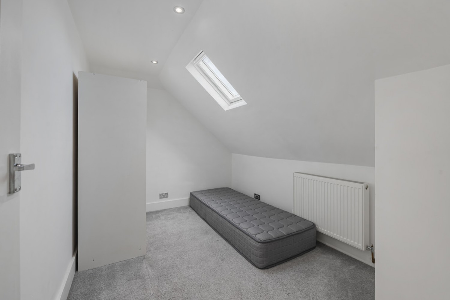 2 bedroom House in Franklin Way, Croydon, Surrey