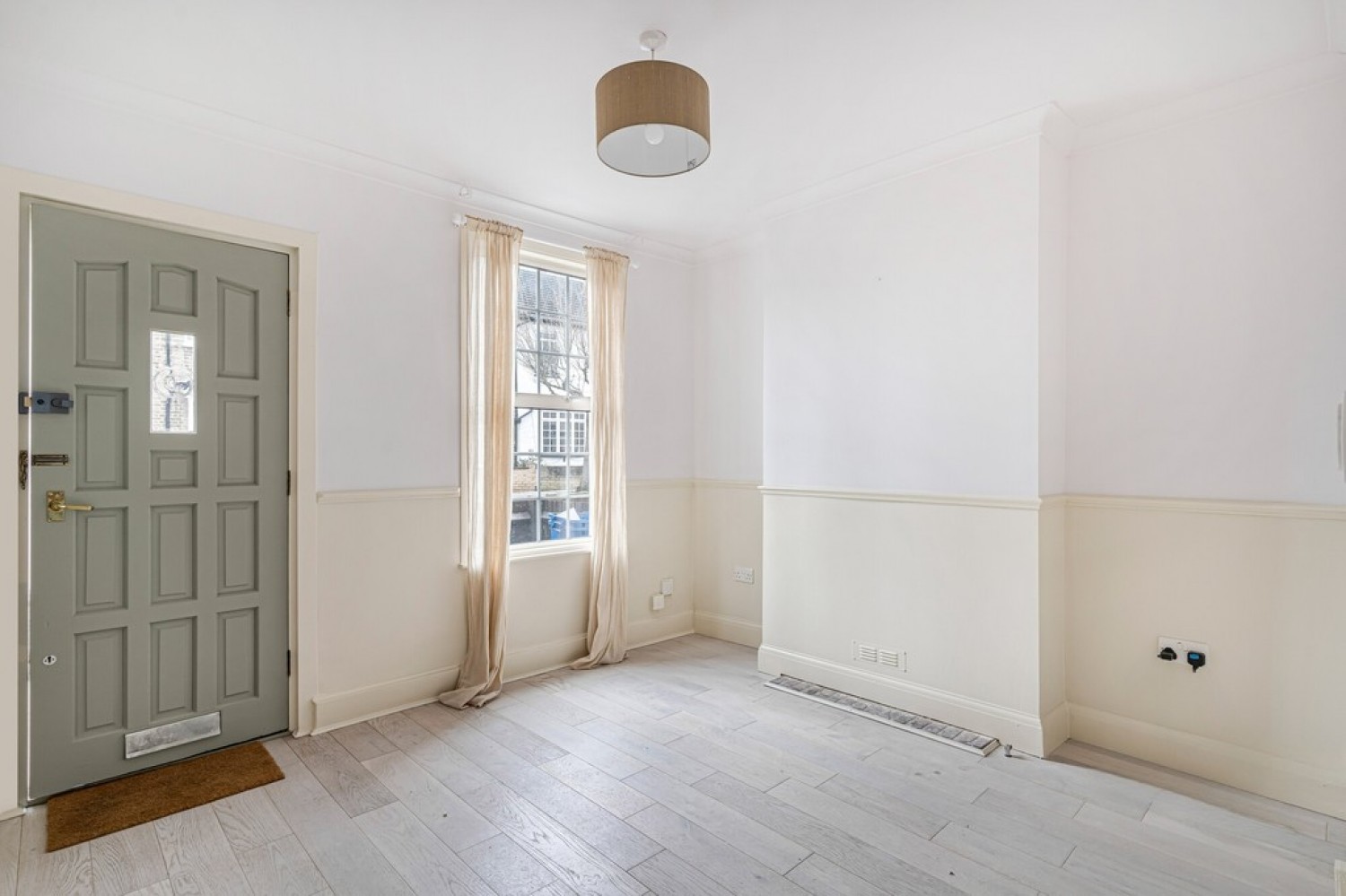 2 bedroom House in Warren Road, East Croydon, Surrey