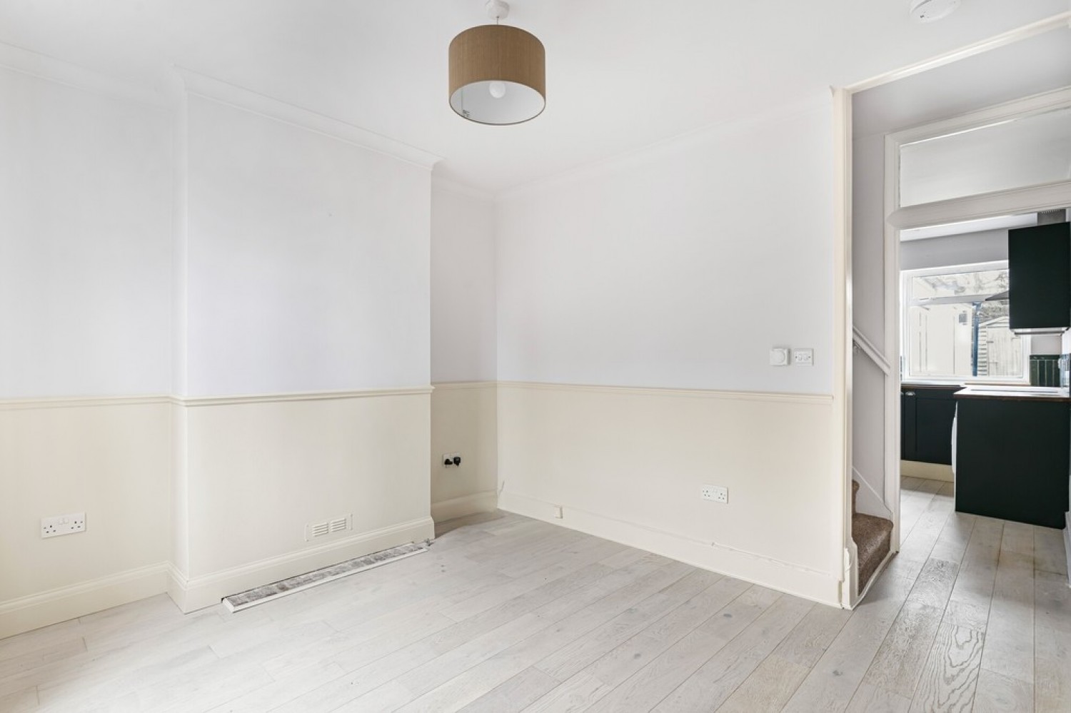 2 bedroom House in Warren Road, East Croydon, Surrey