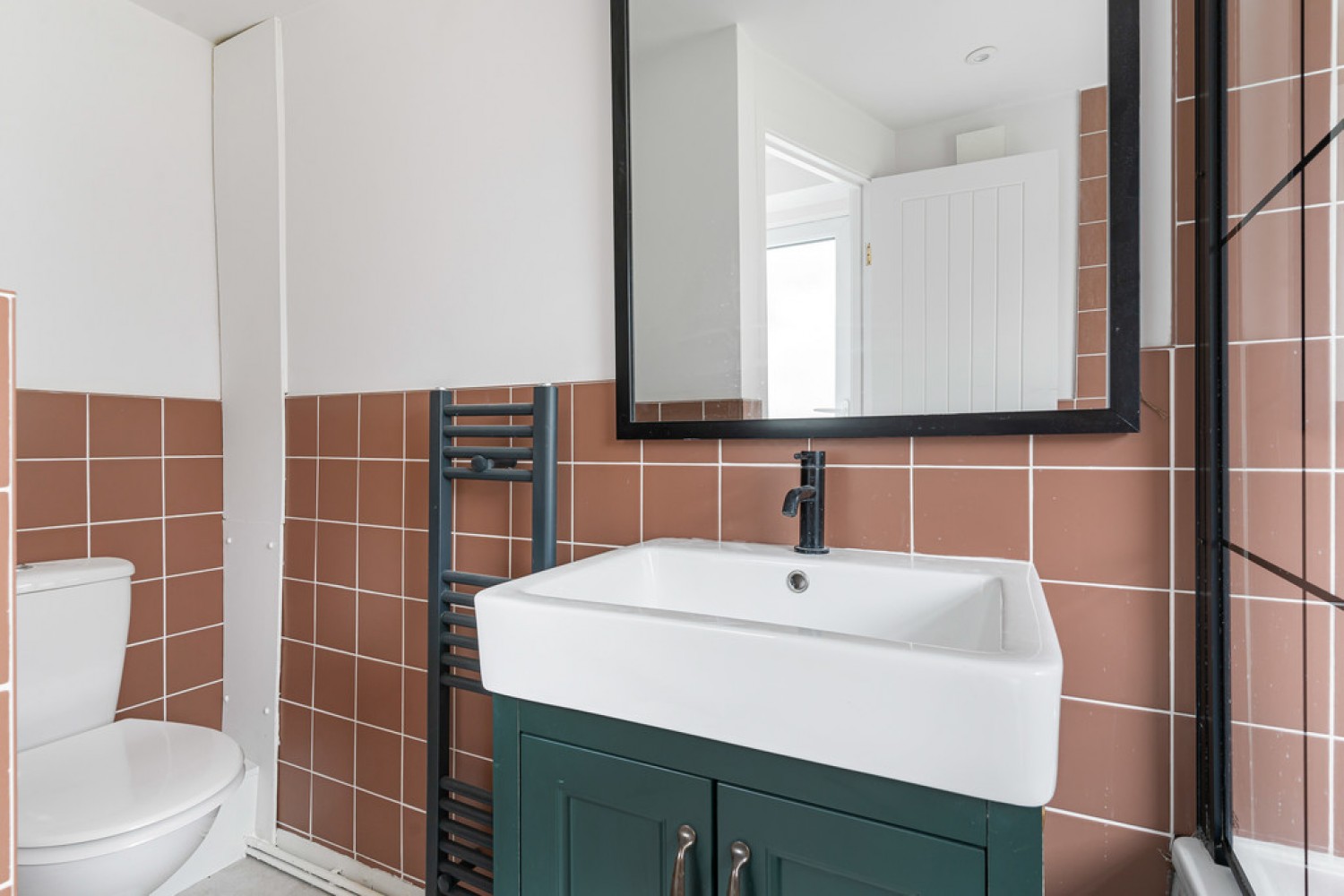 2 bedroom House in Warren Road, East Croydon, Surrey