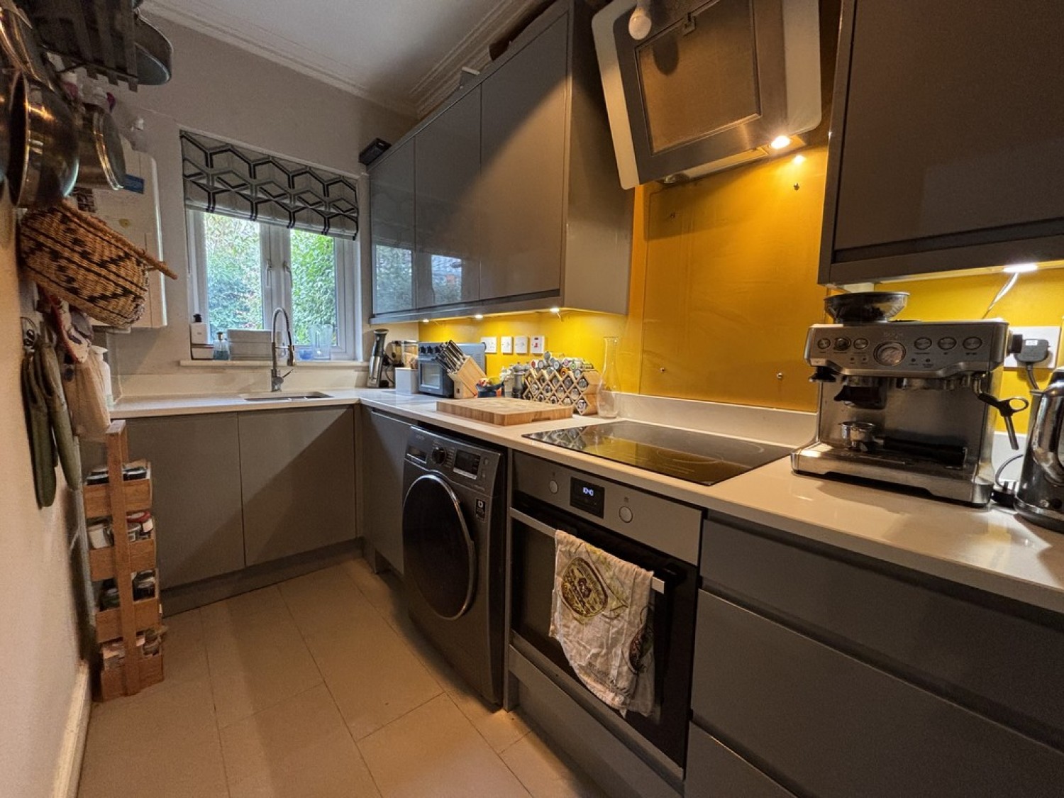 2 bedroom Flat for Sale Blenheim Crescent, South Croydon