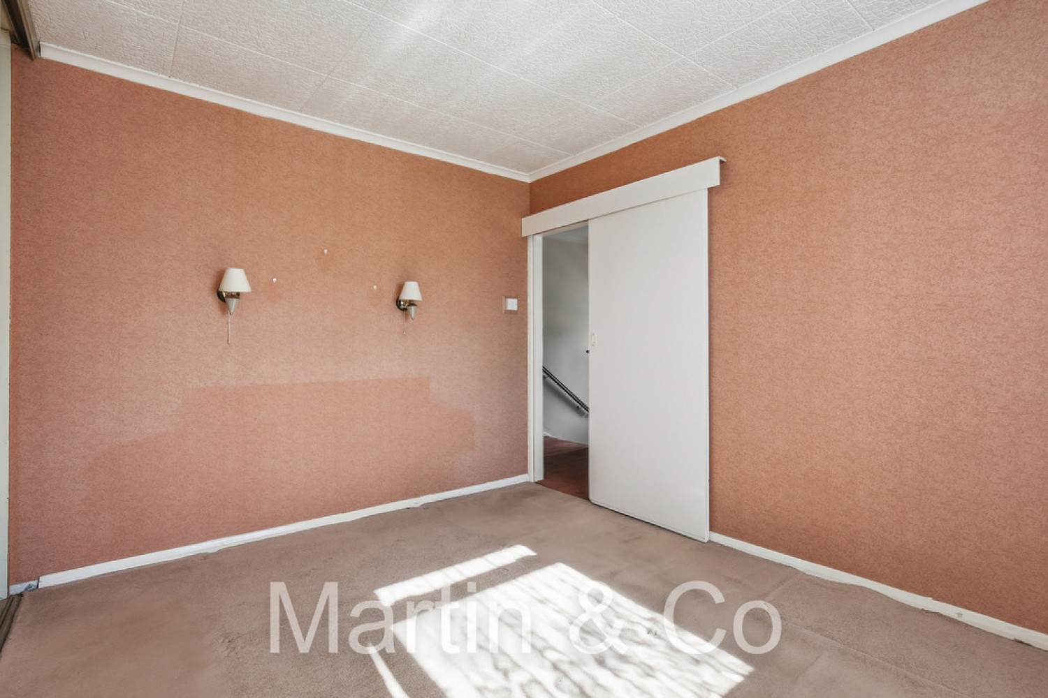 3 bedroom House for Sale Harewood Gardens, Sanderstead