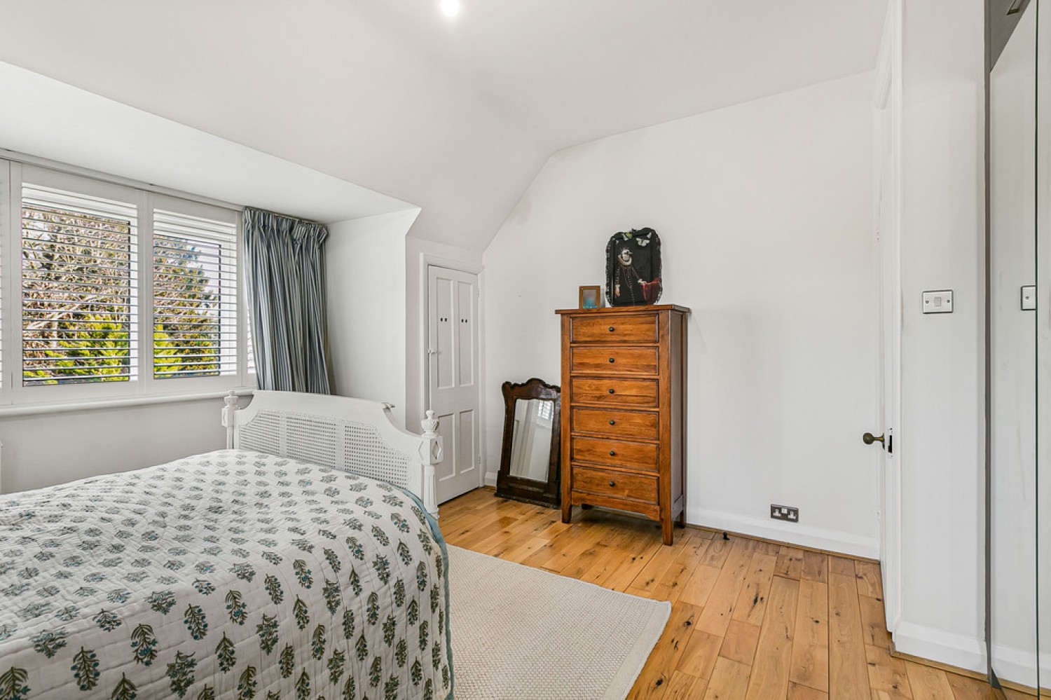 2 bedroom Flat for Sale Croham Park Avenue, South Croydon