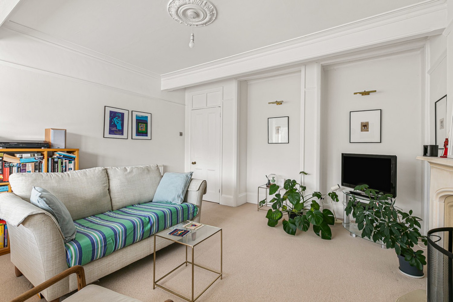 2 bedroom Flat for Sale Croham Park Avenue, South Croydon