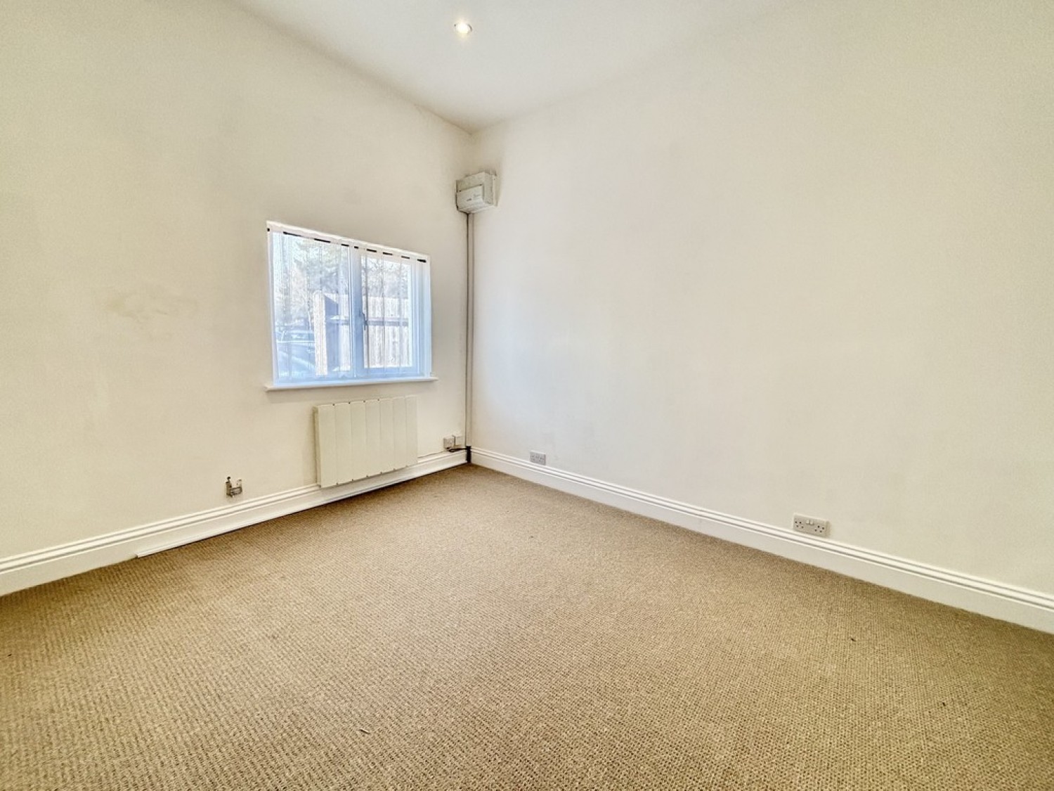 1 bedroom Flat for Letting St Augustine's Avenue, South Croydon, London