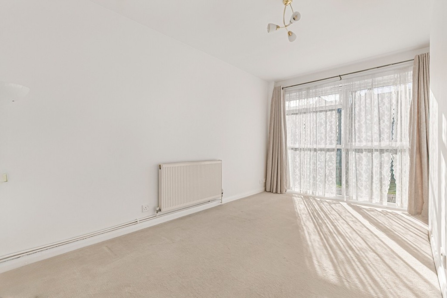 2 bedroom Flat for Sale Chatsworth Road, East Croydon