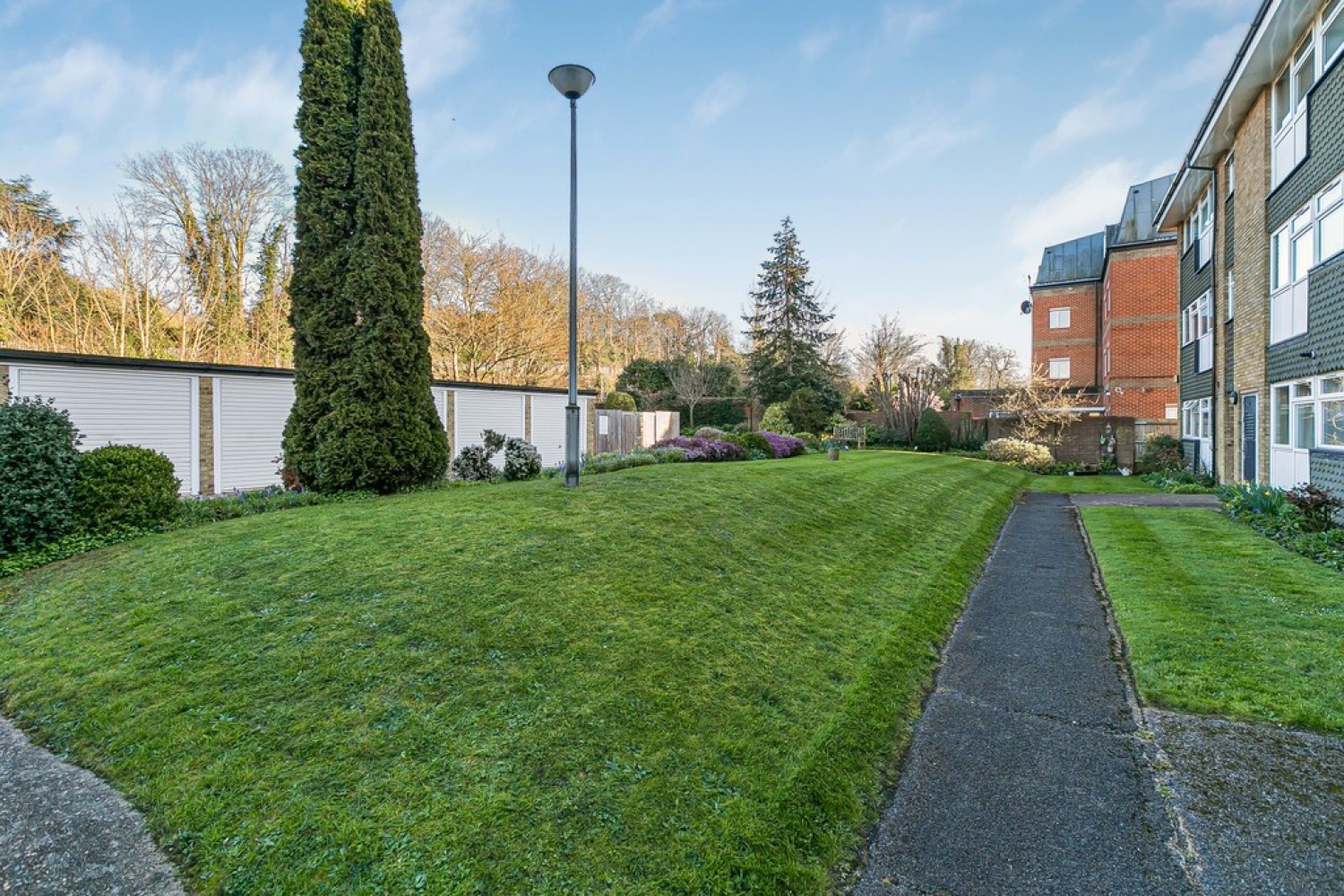 2 bedroom Flat for Sale Chatsworth Road, East Croydon