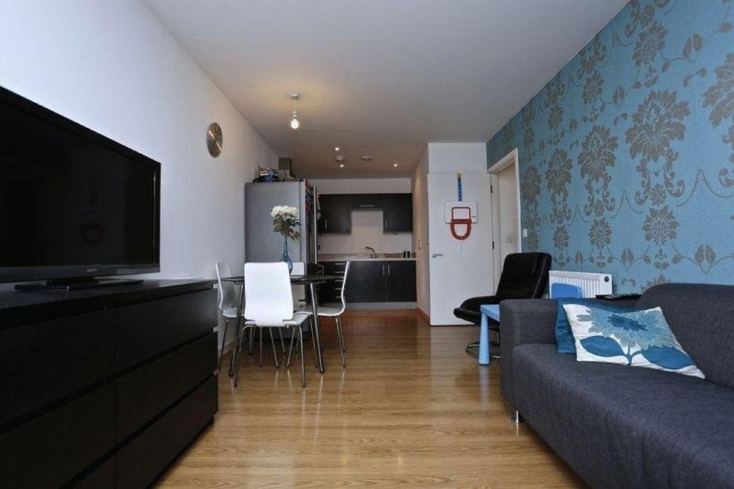 2 bedroom Flat for Letting Whitestone Way, Croydon