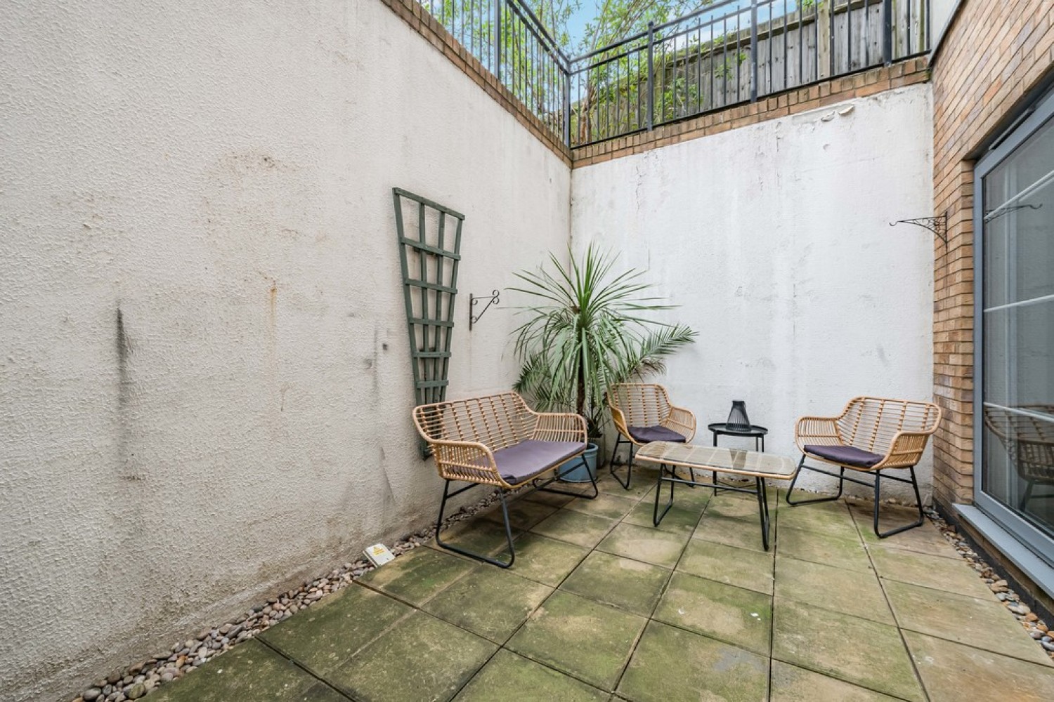 1 bedroom Flat for Sale Sydenham Road, Croydon, London