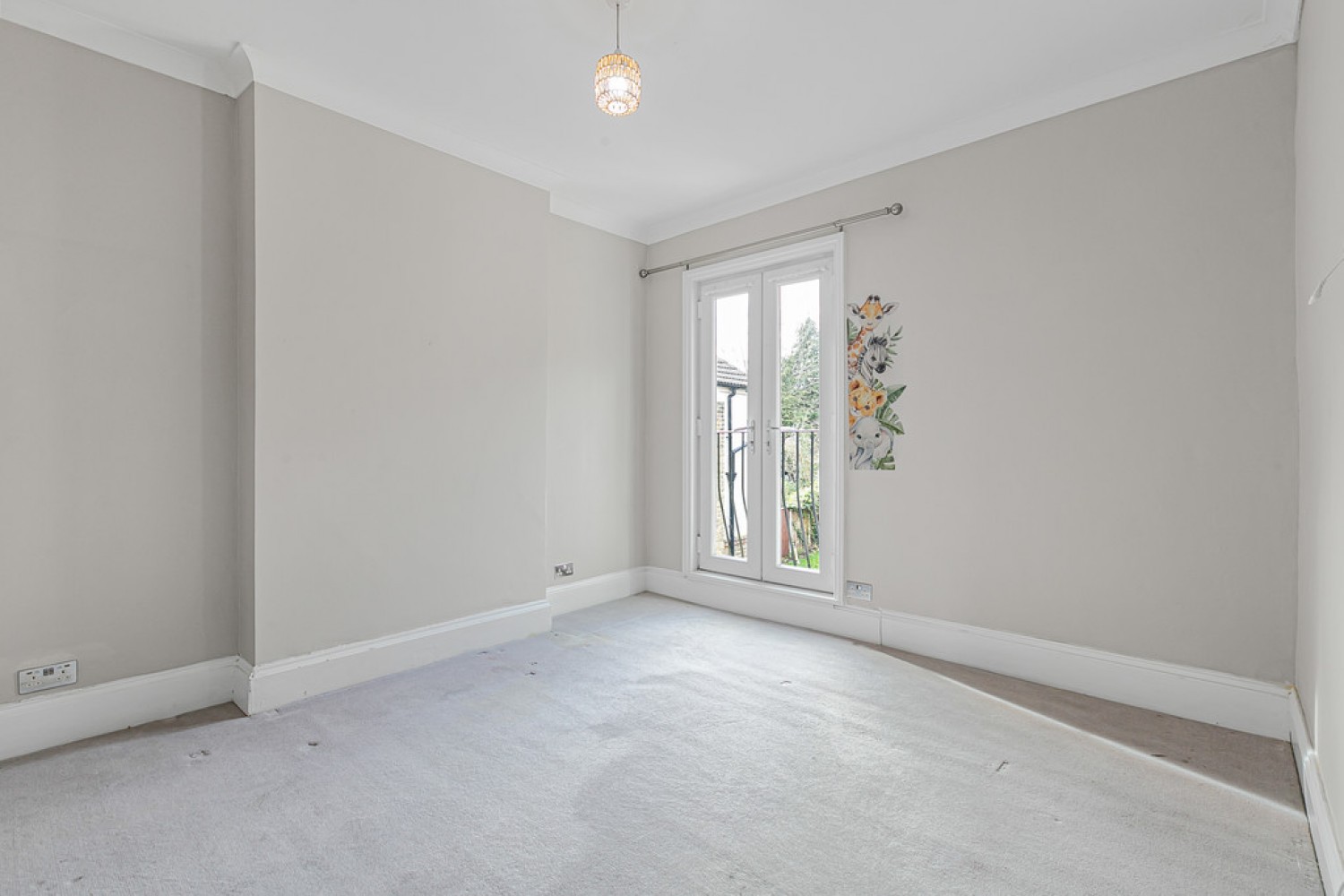 4 bedroom House for Letting Avondale Road, South Croydon, Surrey