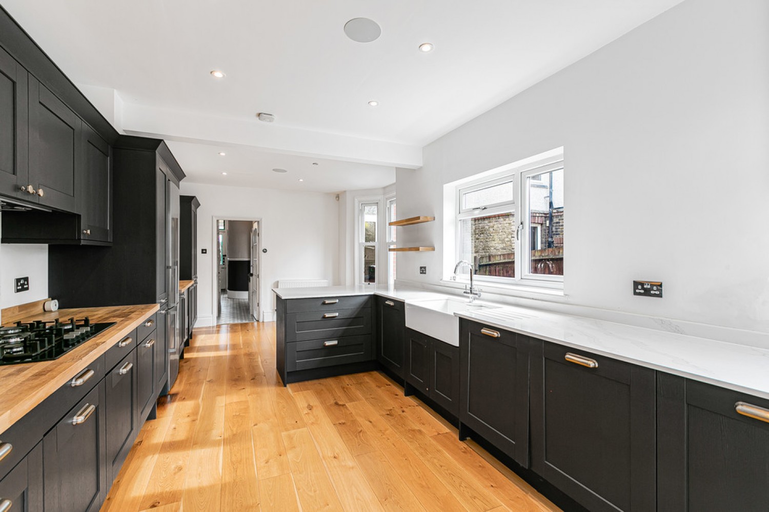 4 bedroom House for Letting Avondale Road, South Croydon, Surrey