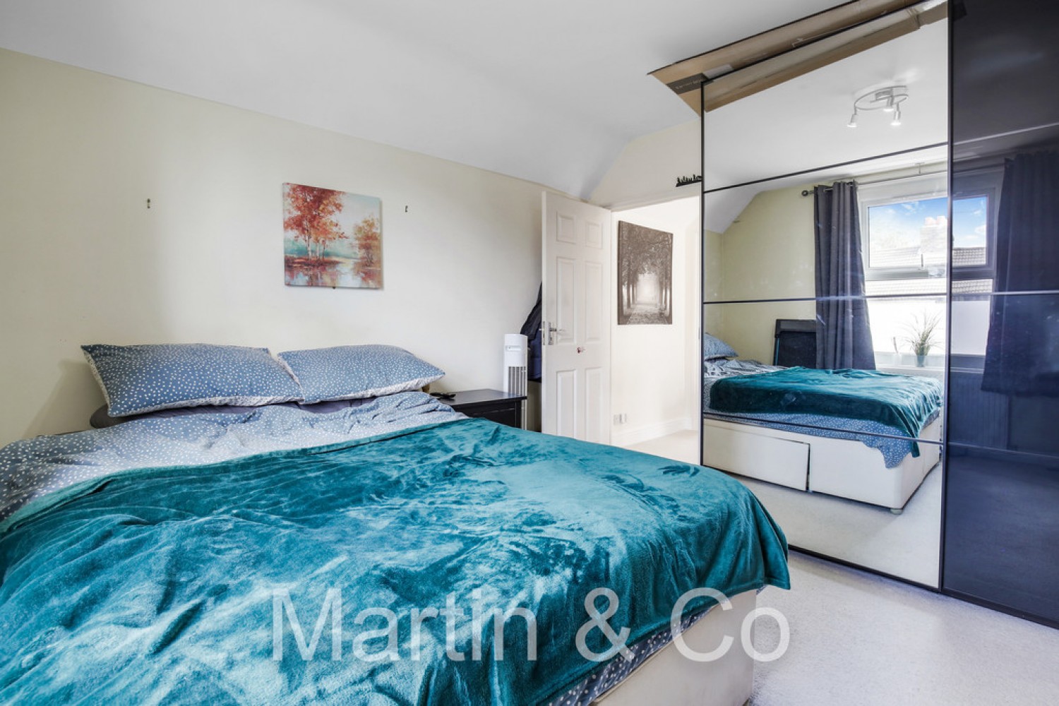 2 bedroom House for Sale St Peter's Street, South Croydon