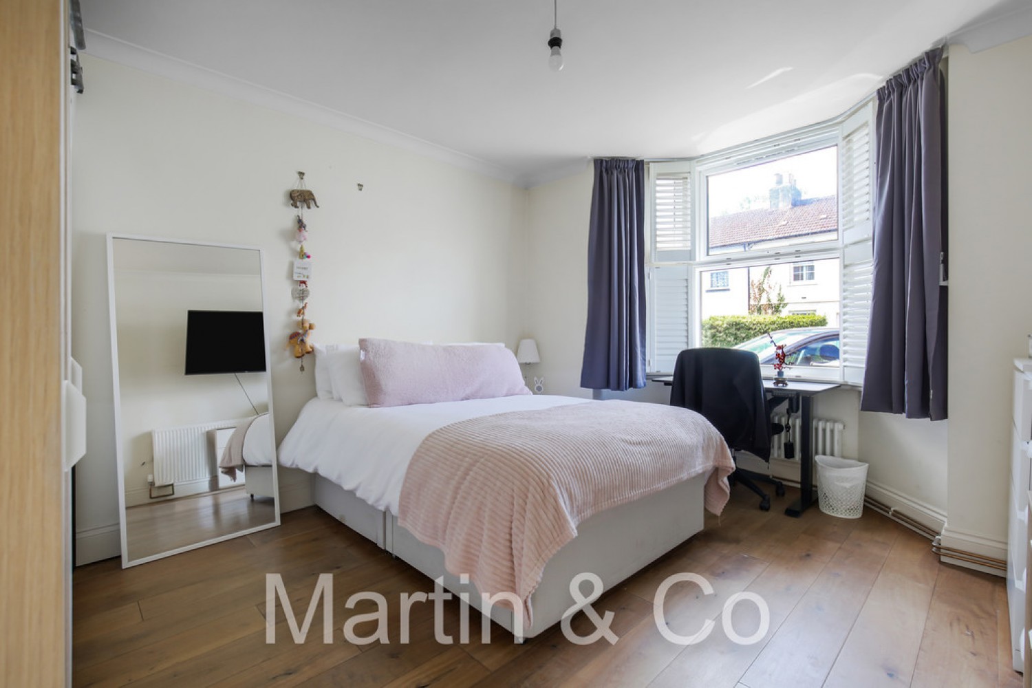 2 bedroom House for Sale St Peter's Street, South Croydon