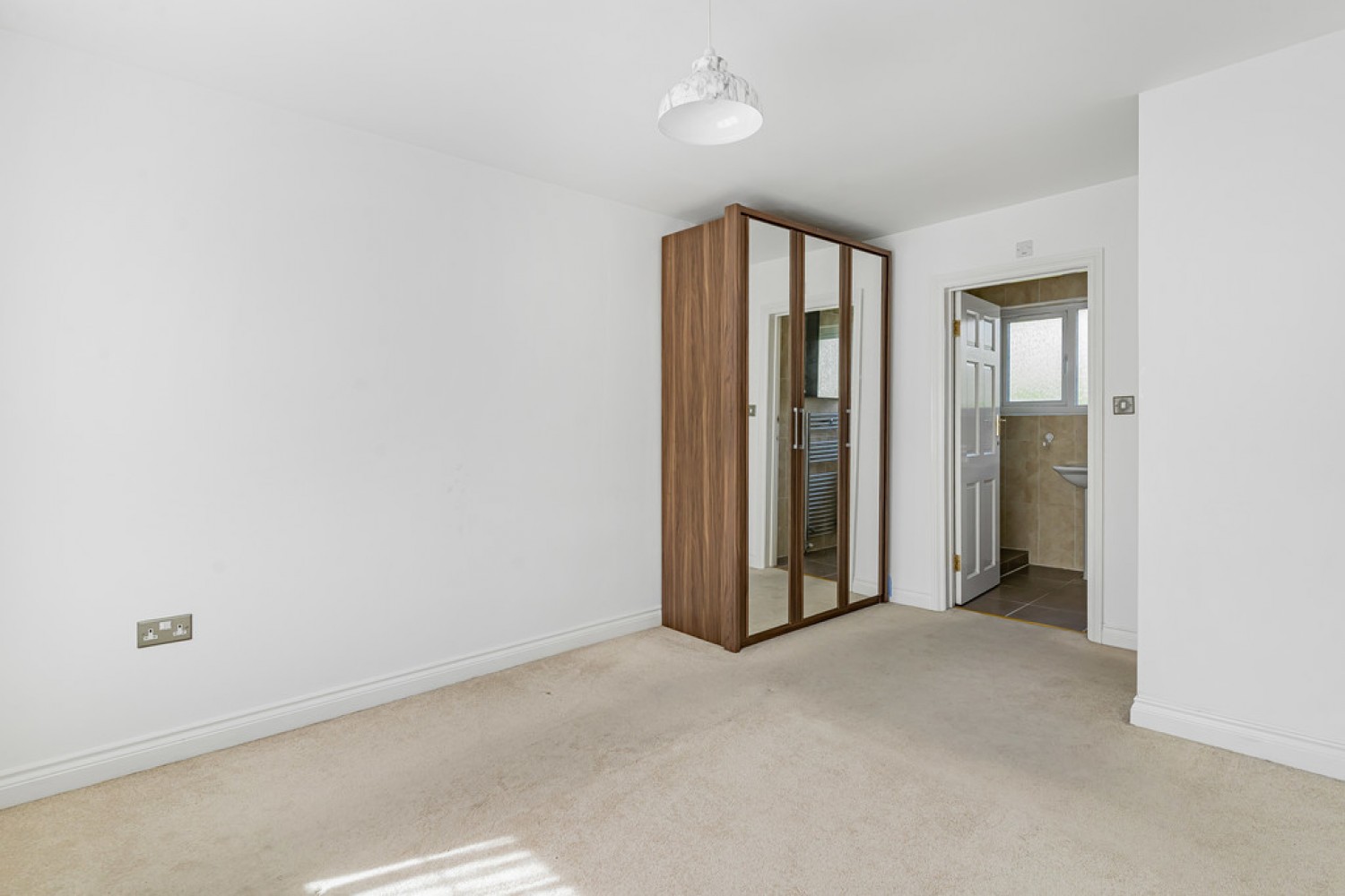 4 bedroom House for Sale Croham Valley Road, South Croydon, Surrey