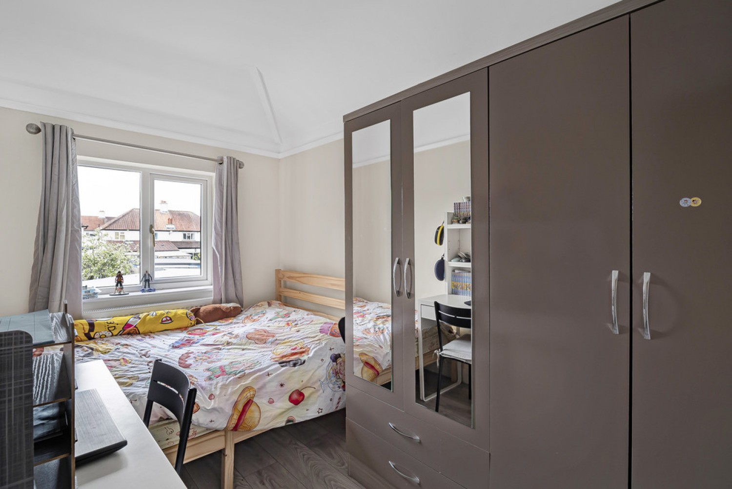3 bedroom House for Letting Price Road, Croydon, Surrey