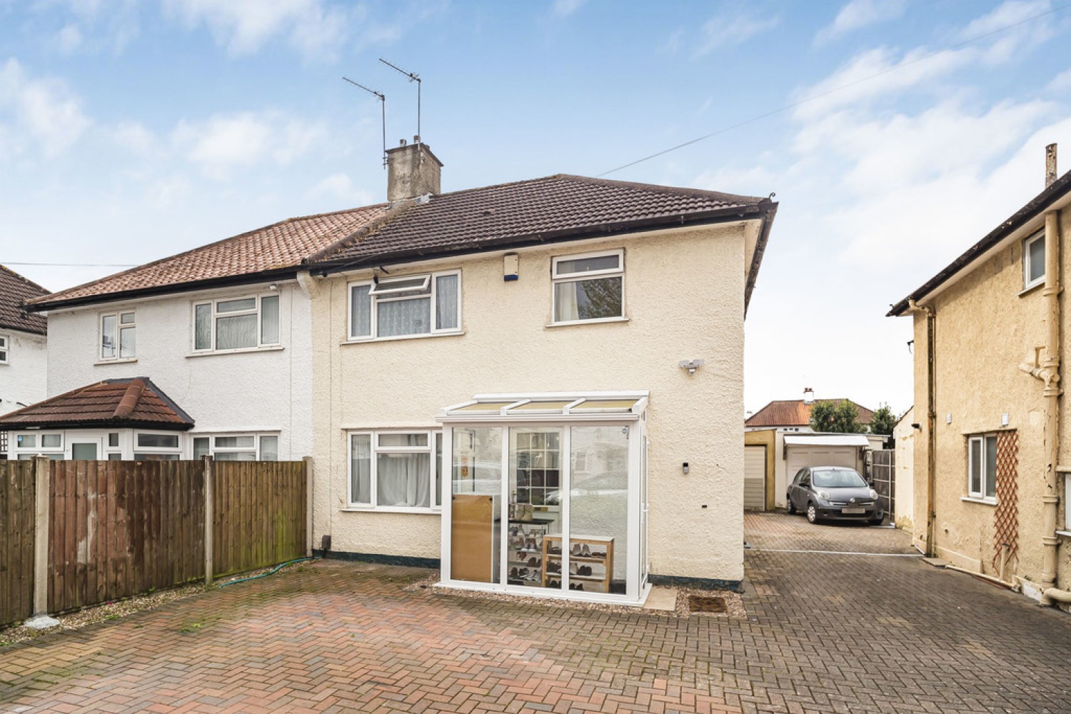 3 bedroom House for Letting Price Road, Croydon, Surrey