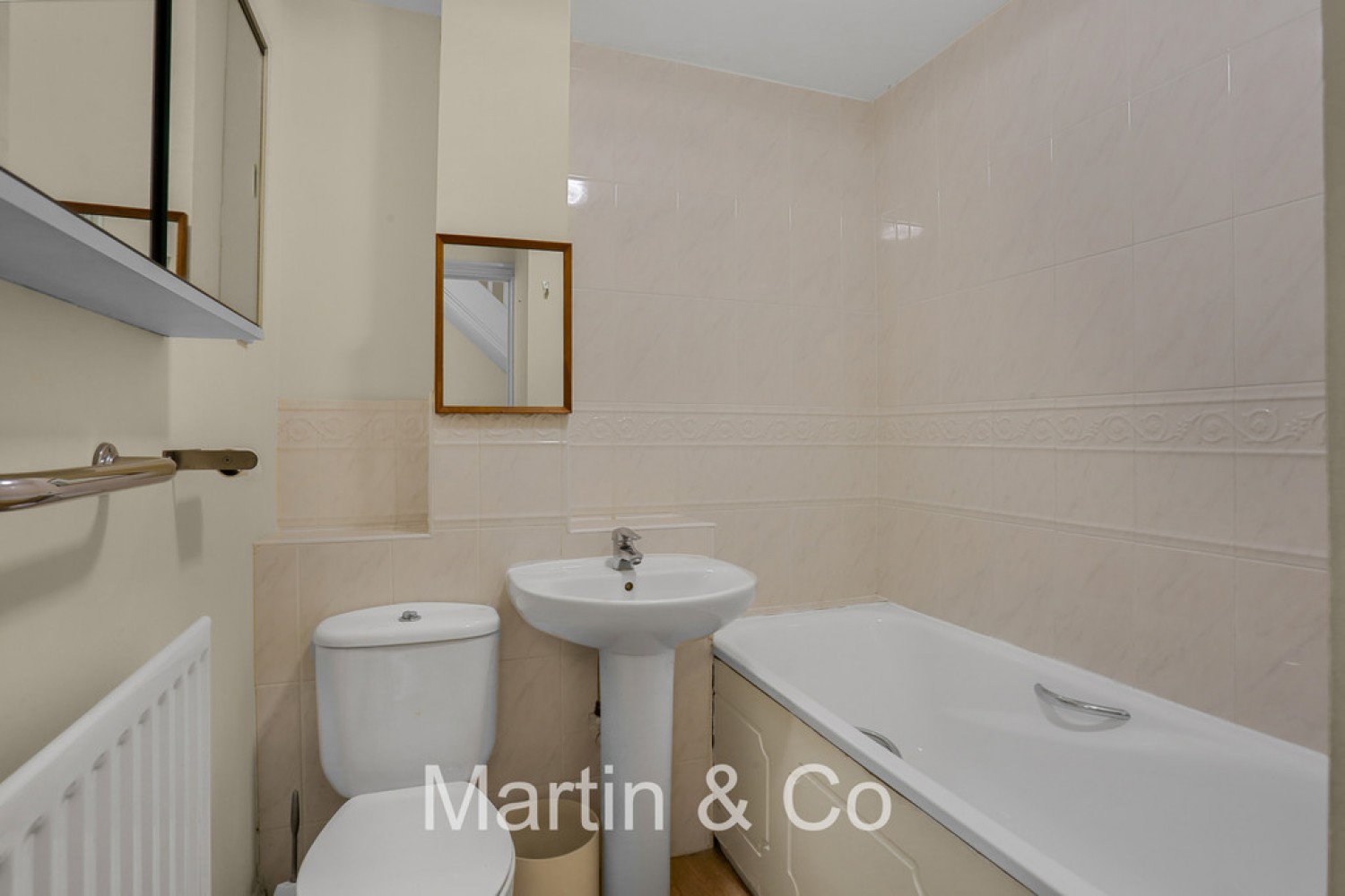 4 bedroom House for Sale Old School Place, Croydon, Surrey