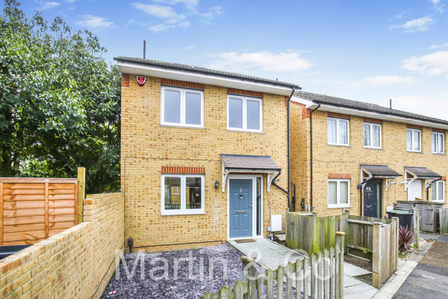 4 bedroom House for Sale Owen Close, Croydon