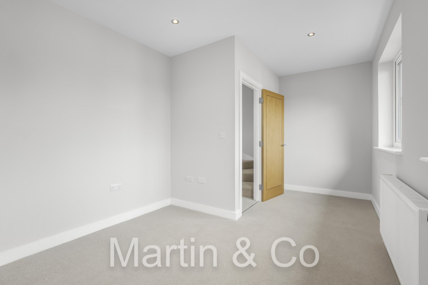 4 bedroom House for Sale Owen Close, Croydon