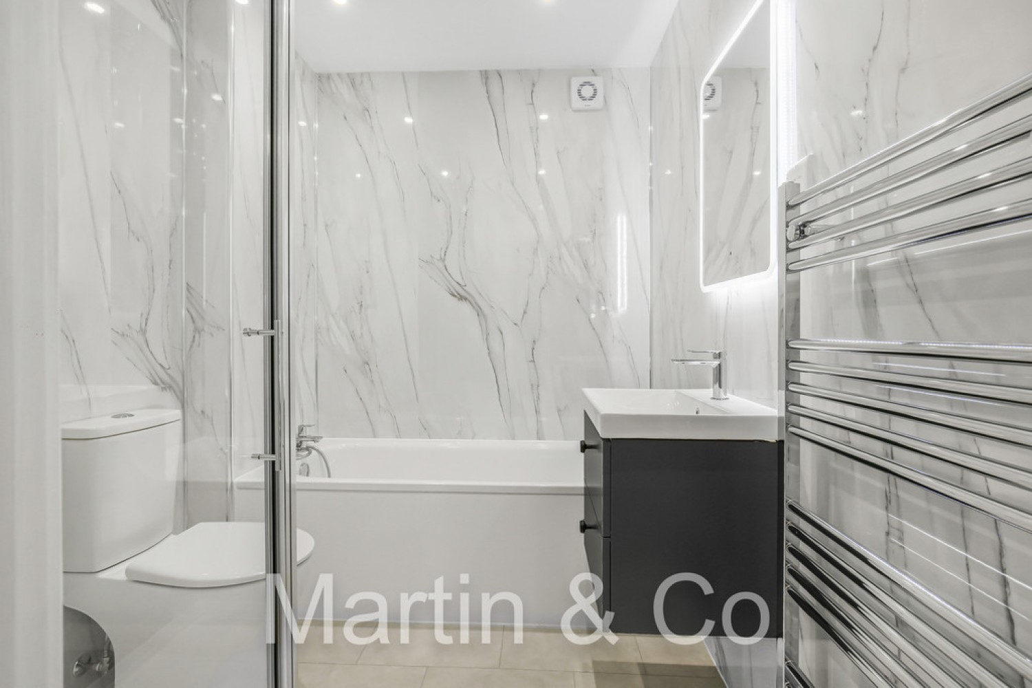 4 bedroom House for Sale Owen Close, Croydon