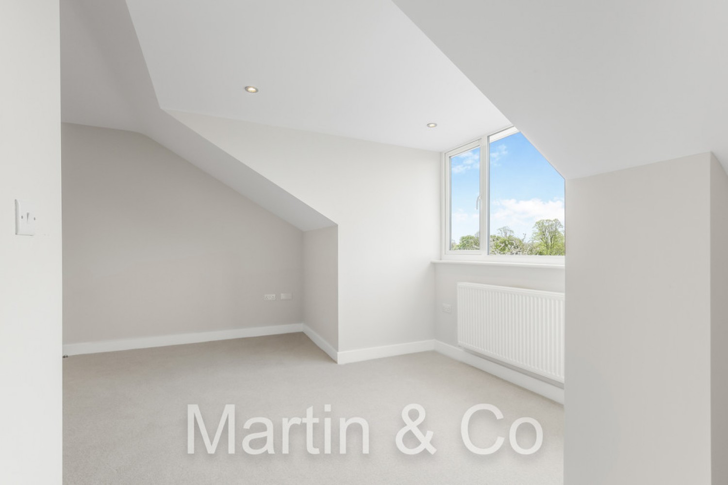 4 bedroom House for Sale Owen Close, Croydon