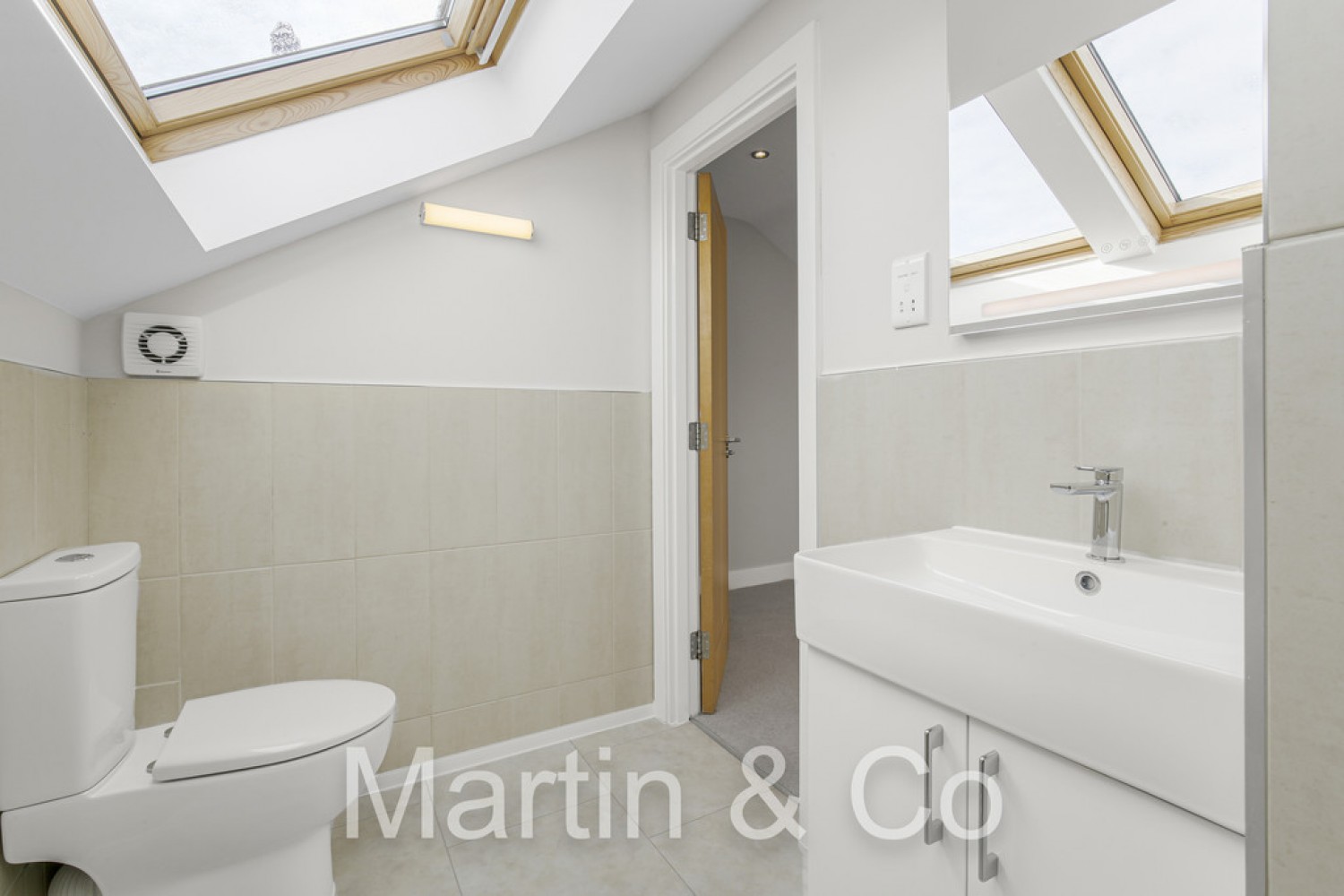 4 bedroom House for Sale Owen Close, Croydon