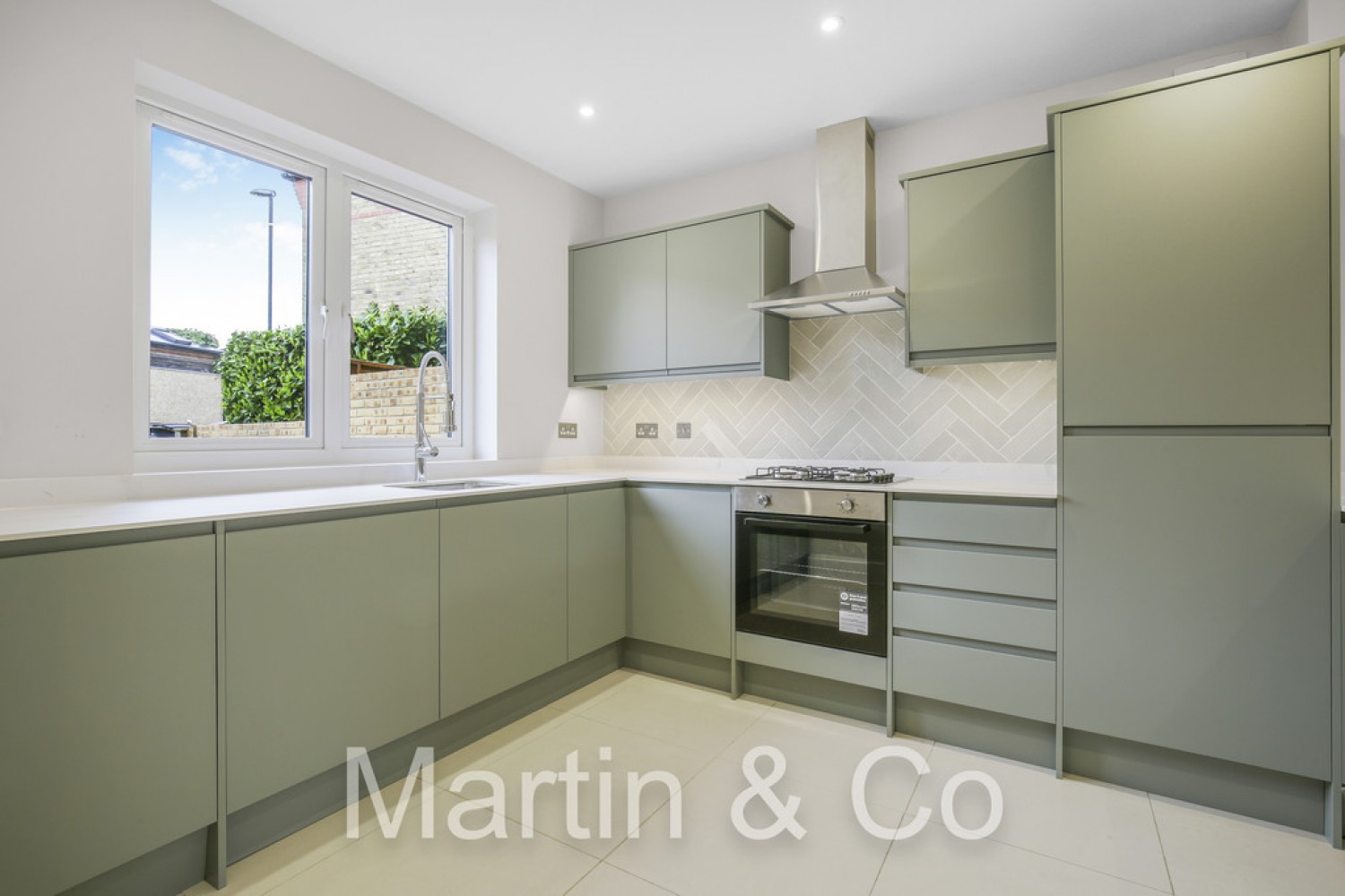 4 bedroom House for Sale Owen Close, Croydon