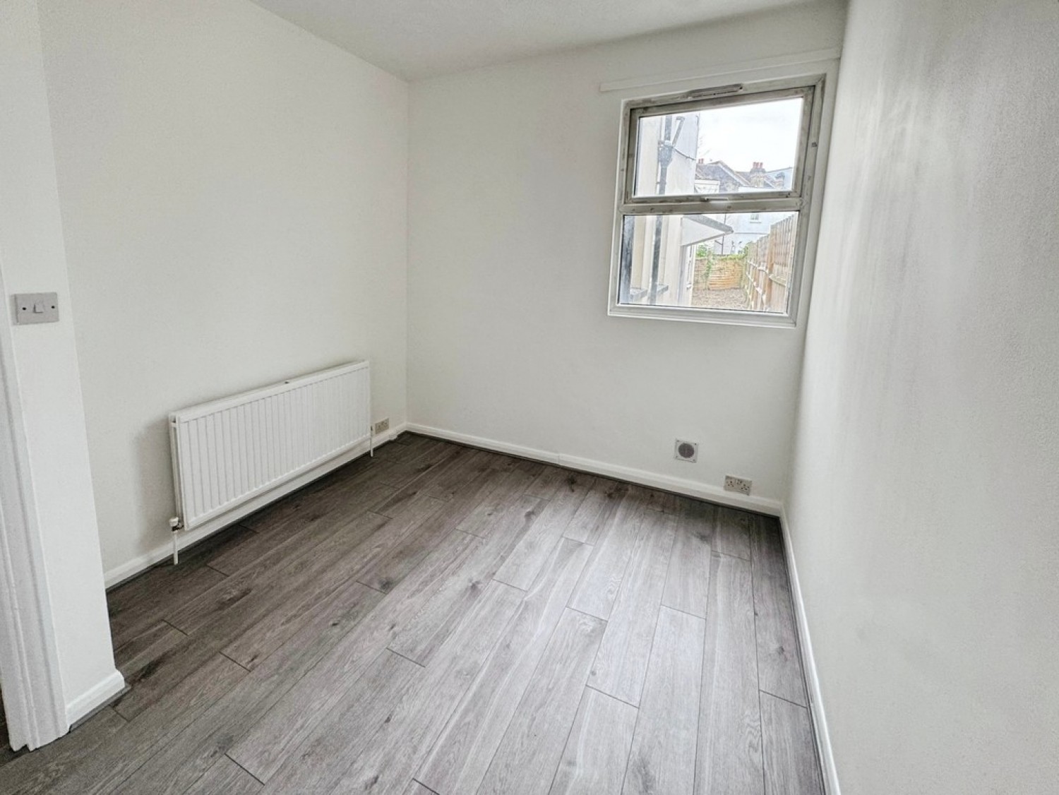 2 bedroom Flat for Letting St James's Road, Croydon