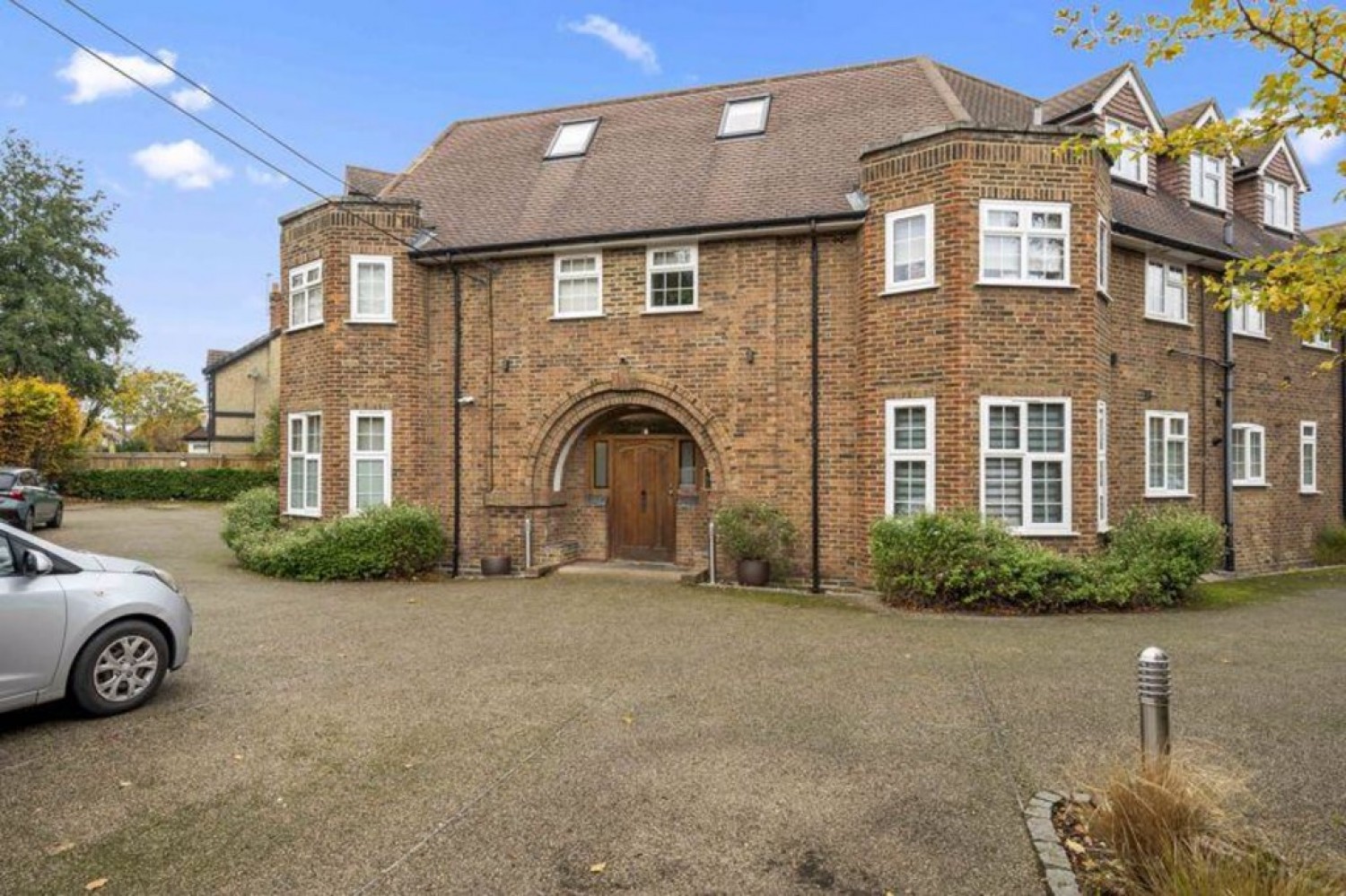 2 bedroom Flat for Sale Montagu Gardens, Wallington