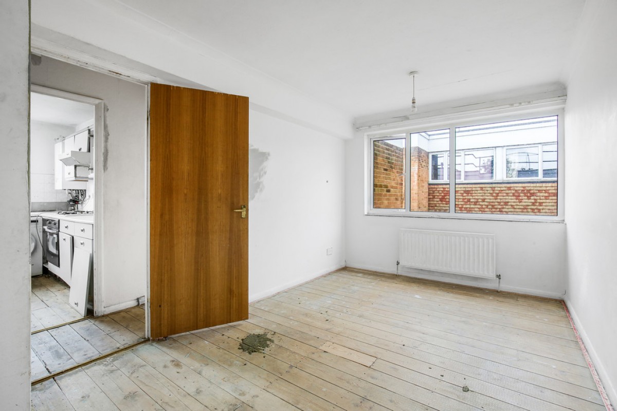 Fairhaven Court, Warham Road, Surrey