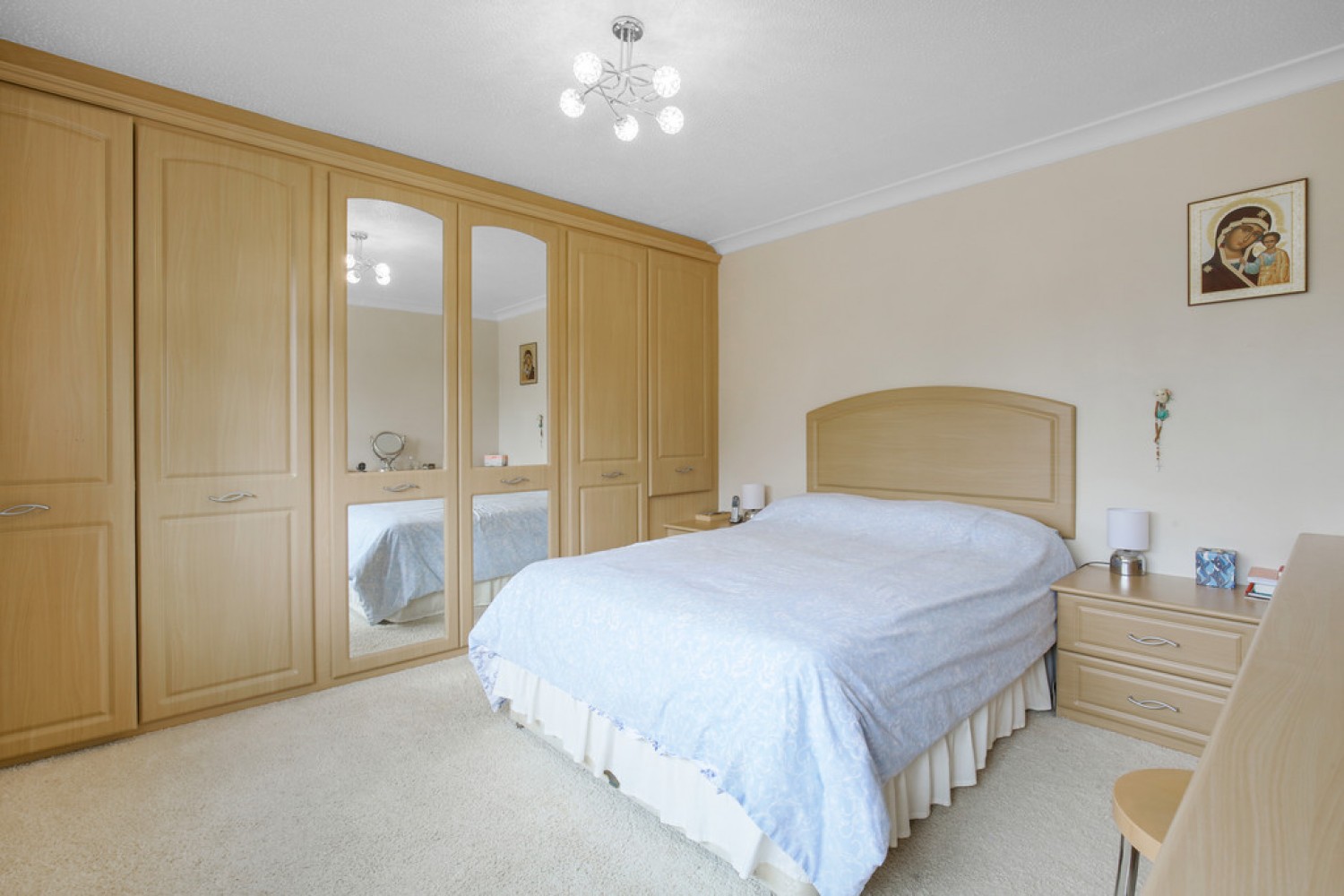 4 bedroom House for Sale Boxford Close, Selsdon, Surrey
