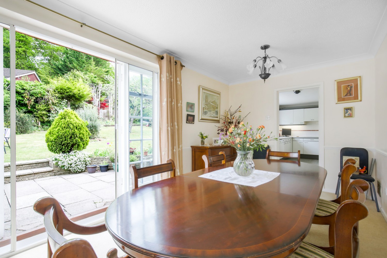4 bedroom House for Sale Boxford Close, Selsdon, Surrey