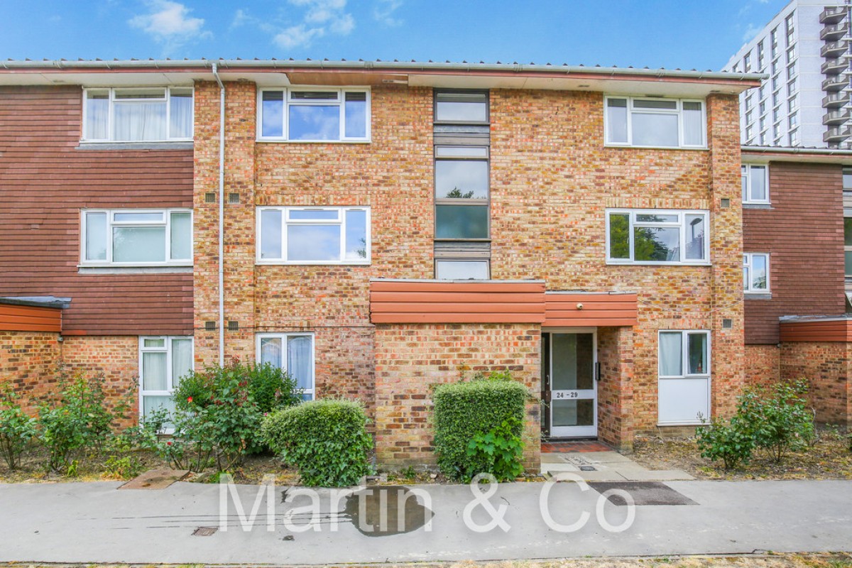Garrick Crescent, Park Hill, East Croydon