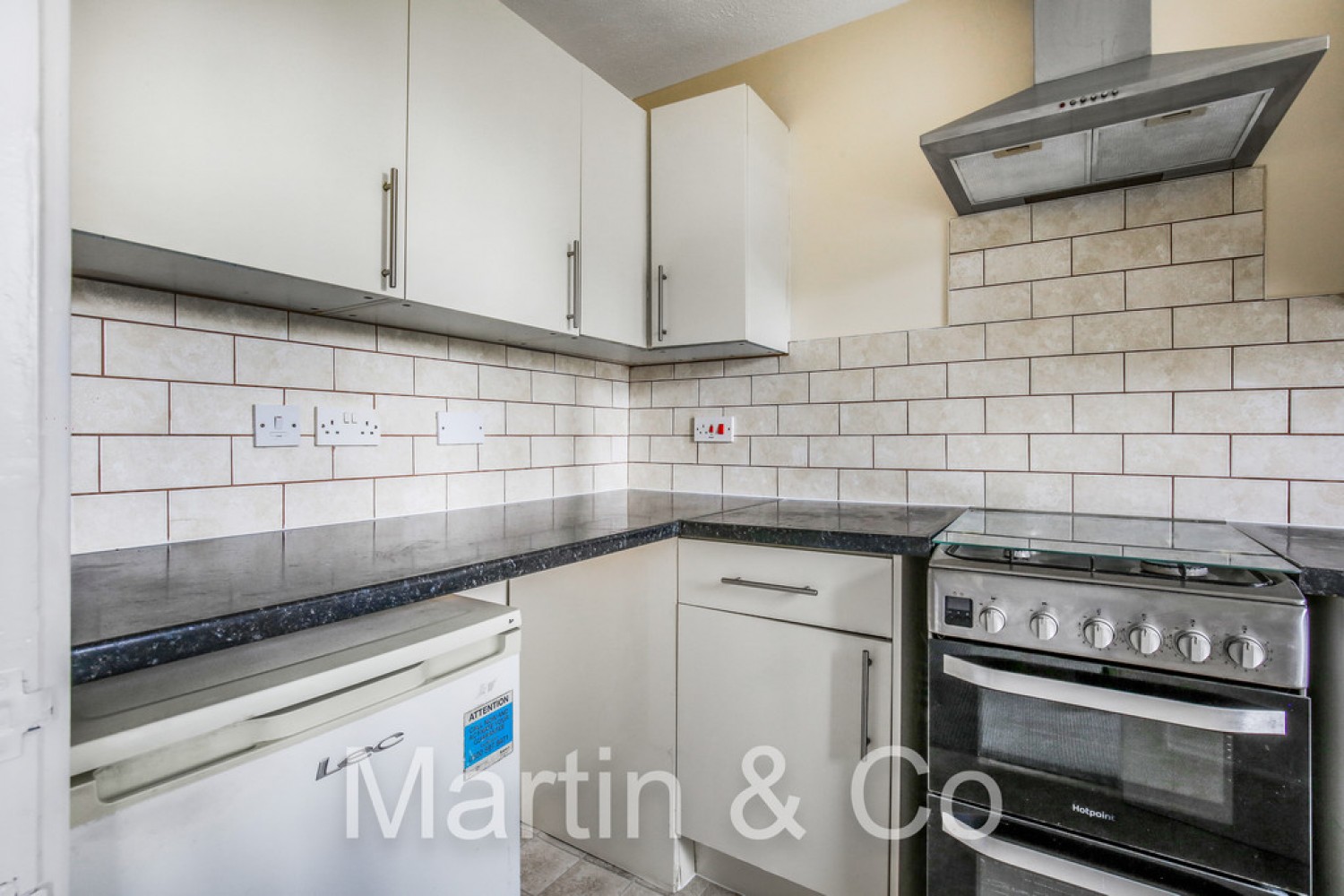 1 bedroom Flat for Sale Garrick Crescent, Park Hill, East Croydon