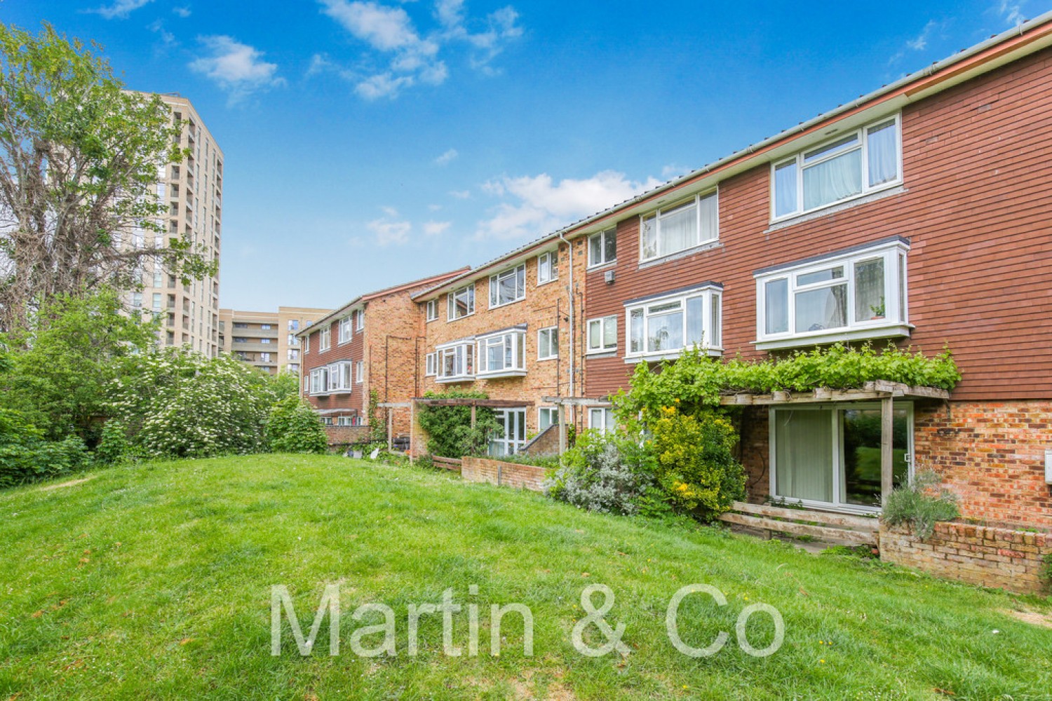 1 bedroom Flat for Sale Garrick Crescent, Park Hill, East Croydon