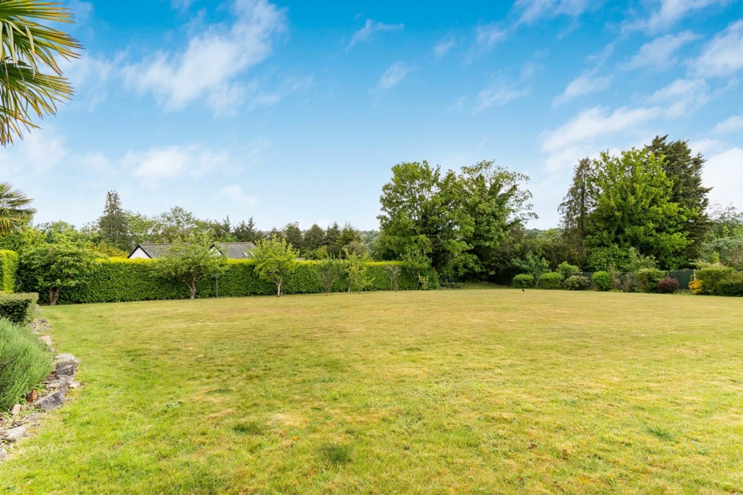 4 bedroom House for Sale Hartley Down, Purley