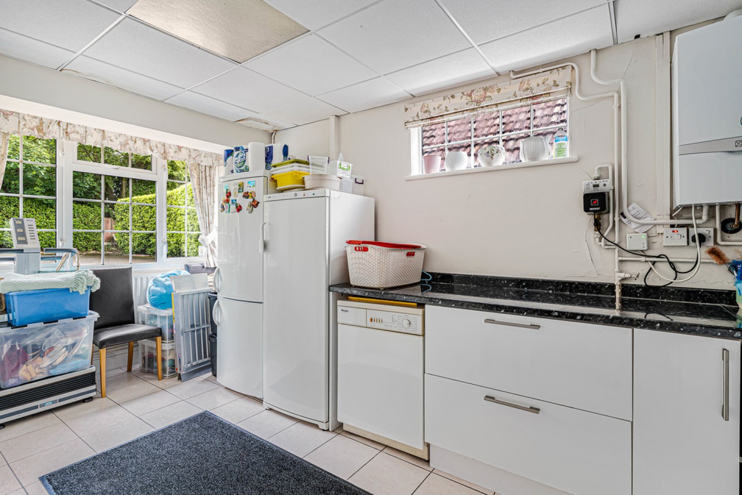 4 bedroom House for Sale Hartley Down, Purley