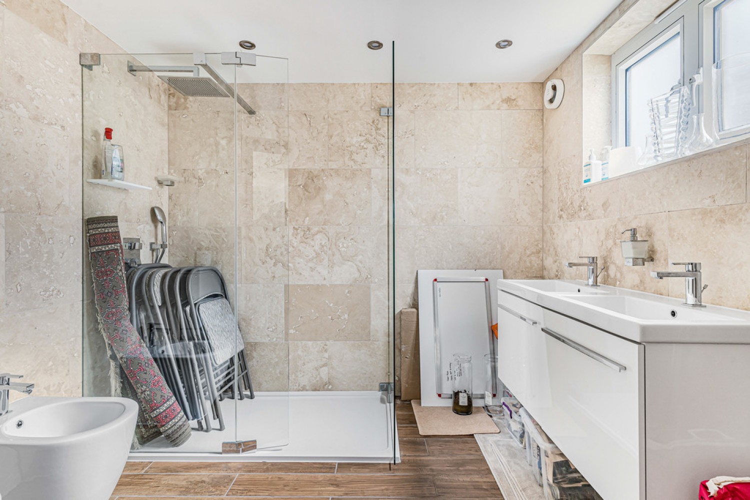 4 bedroom House for Sale Hartley Down, Purley