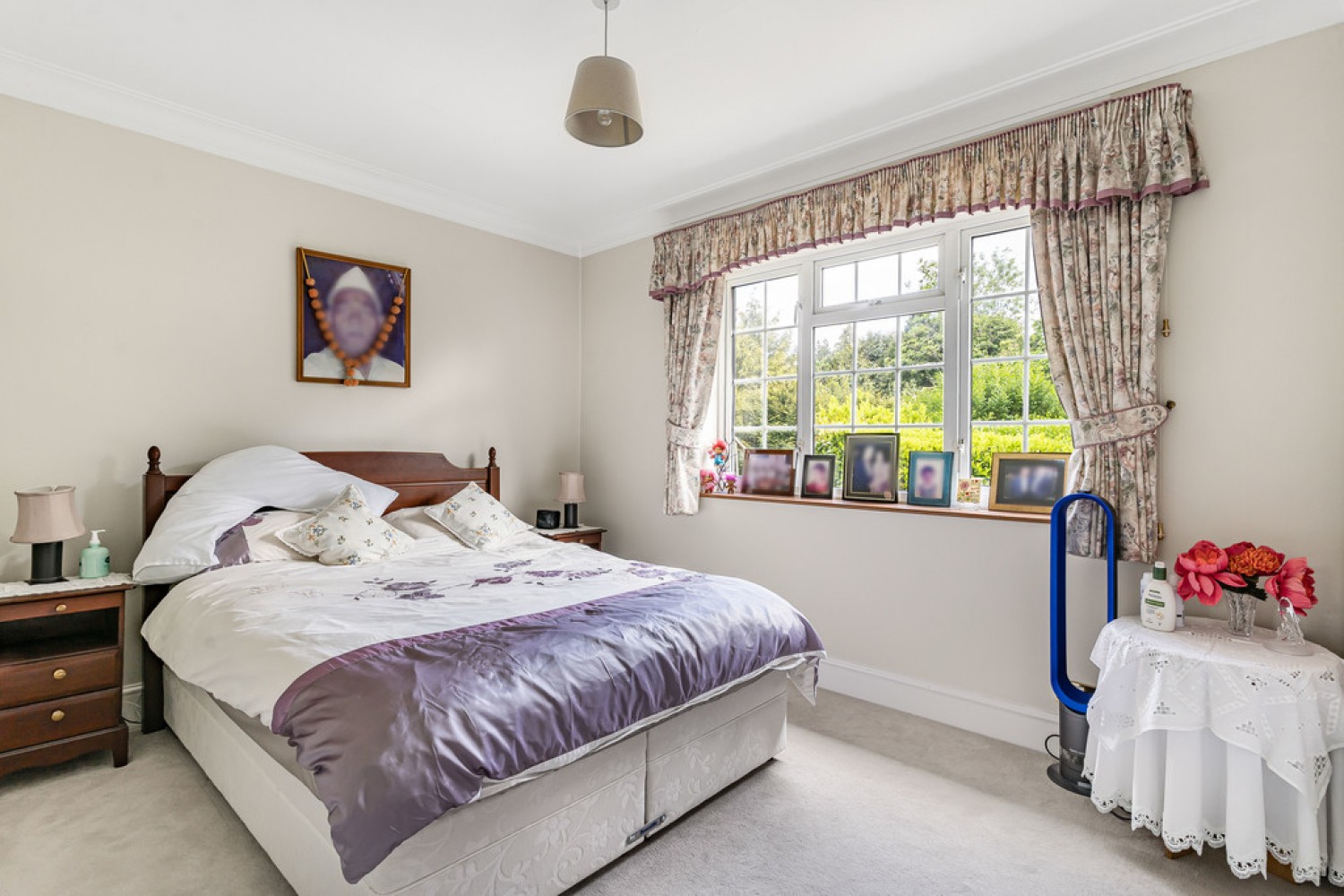 4 bedroom House for Sale Hartley Down, Purley