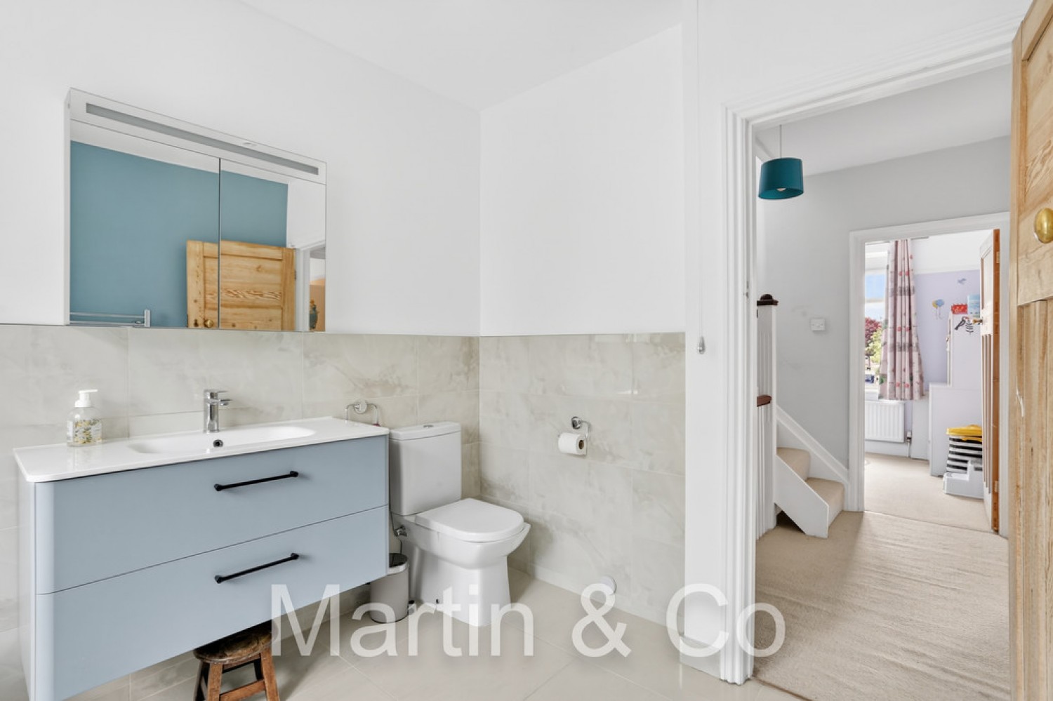 5 bedroom House for Sale Culmington Road, South Croydon