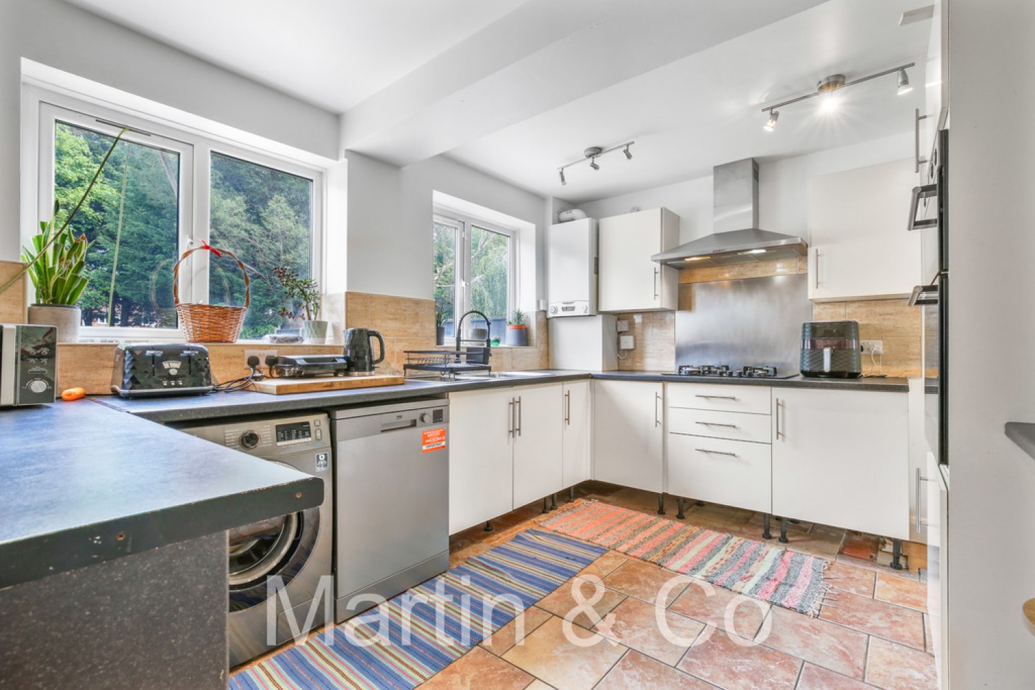 4 bedroom House for Sale Byron Road, Selsdon, Surrey