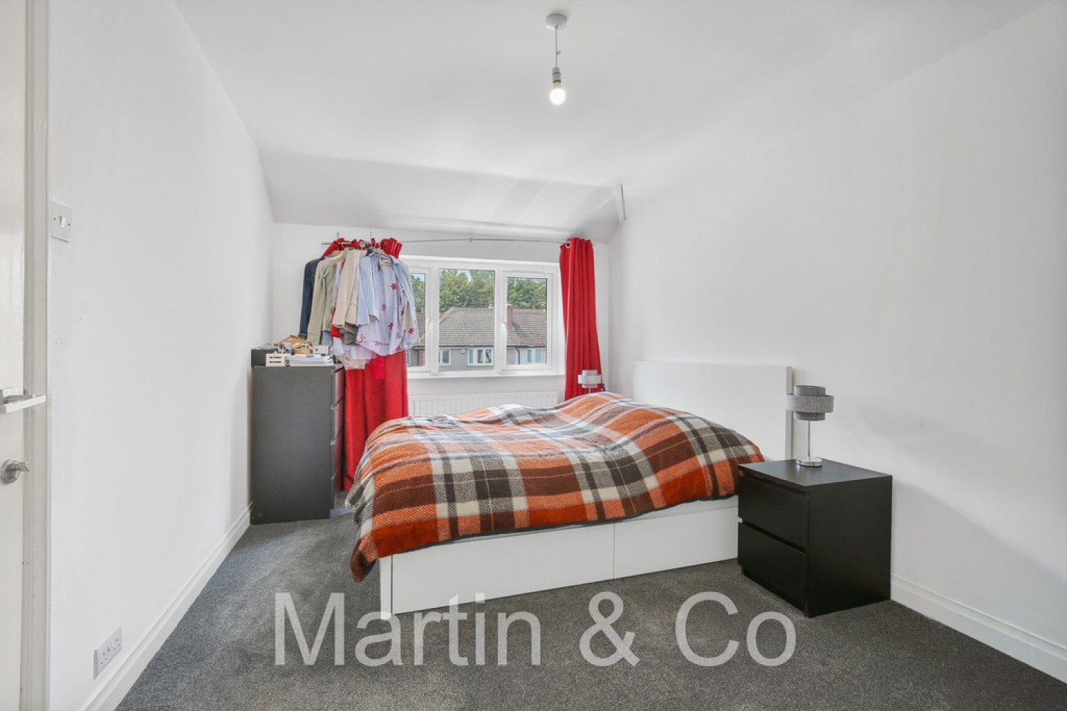 4 bedroom House for Sale Byron Road, Selsdon, Surrey