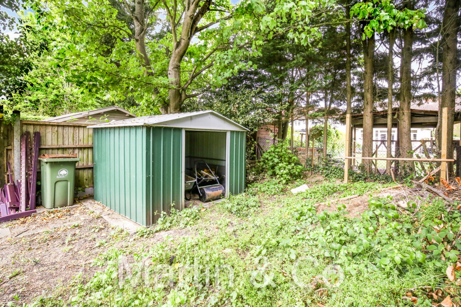 4 bedroom House for Sale Byron Road, Selsdon, Surrey