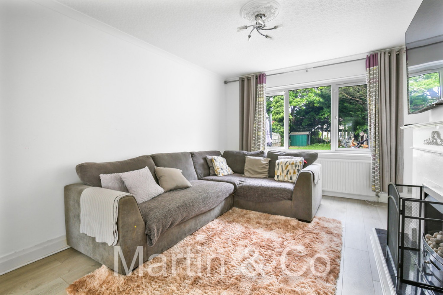 4 bedroom House for Sale Byron Road, Selsdon, Surrey