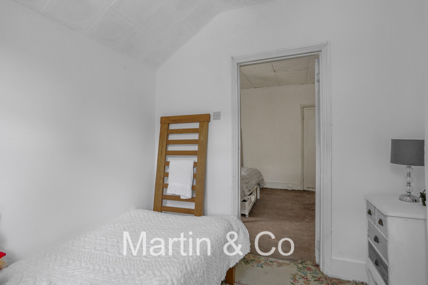 3 bedroom House for Sale Churchill Road, South Croydon, Surrey