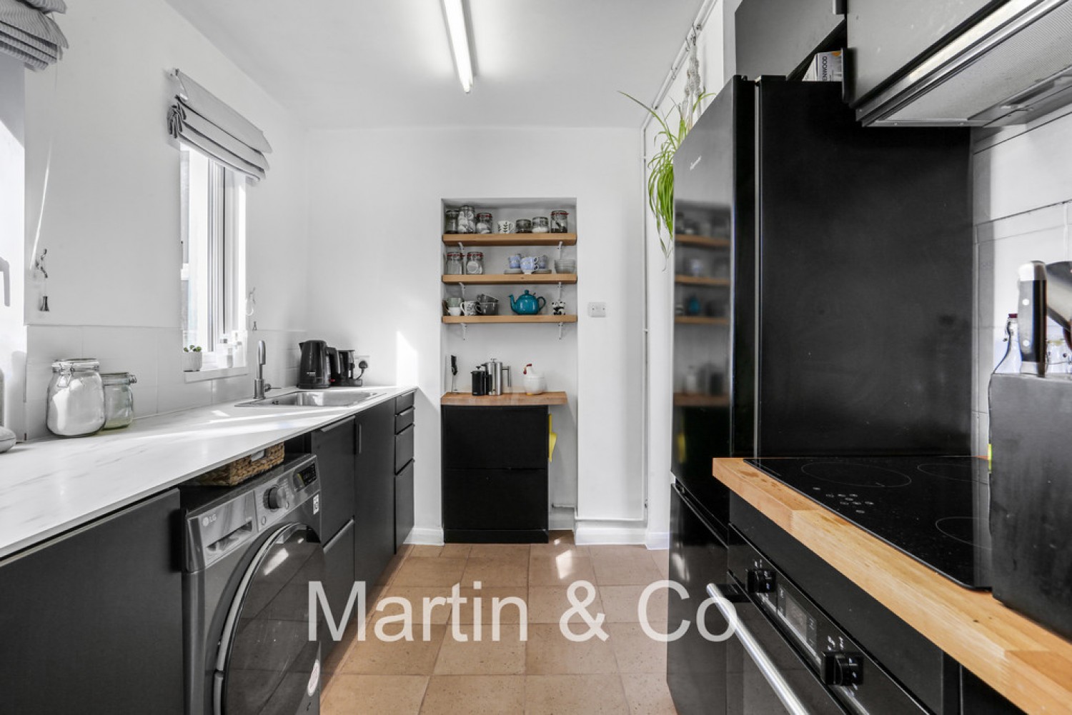 2 bedroom Flat for Sale Sanderstead, South Croydon, Greater London