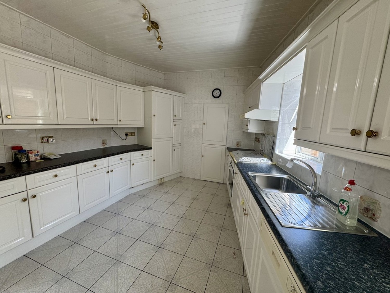 4 bedroom Flat for Letting London Road, Thornton Heath